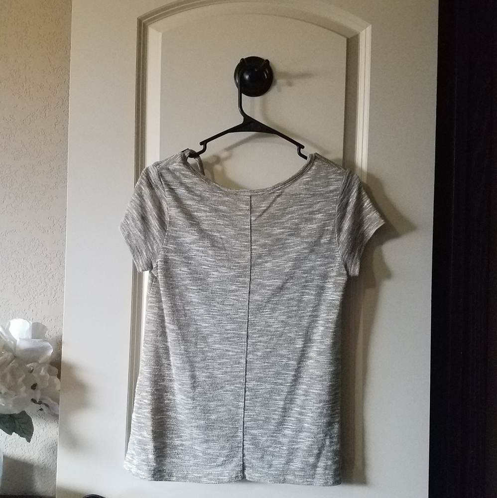 Open Shoulder Top - Picture 2 of 2